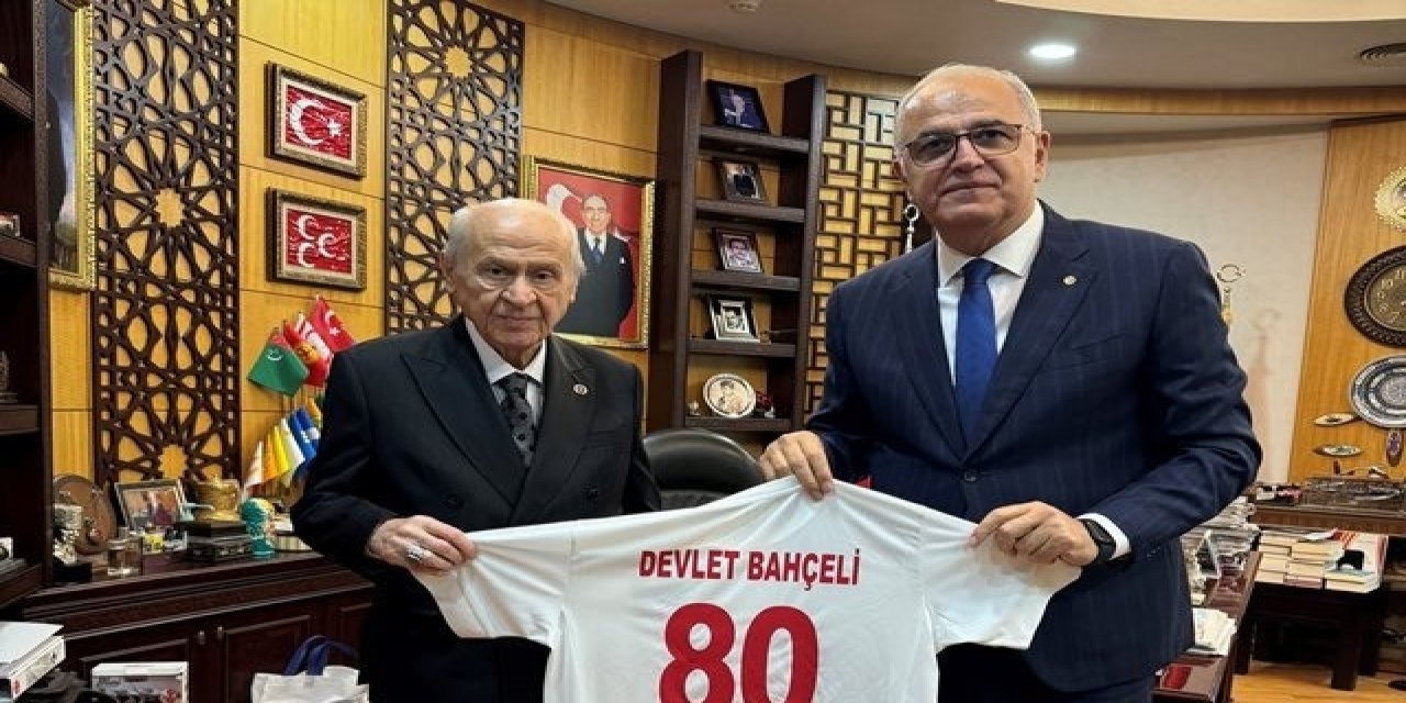 Devlet Bahçeli’den Türk Voleyboluna Tam Destek