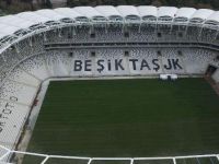 Beşiktaş Vodafone Arena'nın Çimleri Tamam!