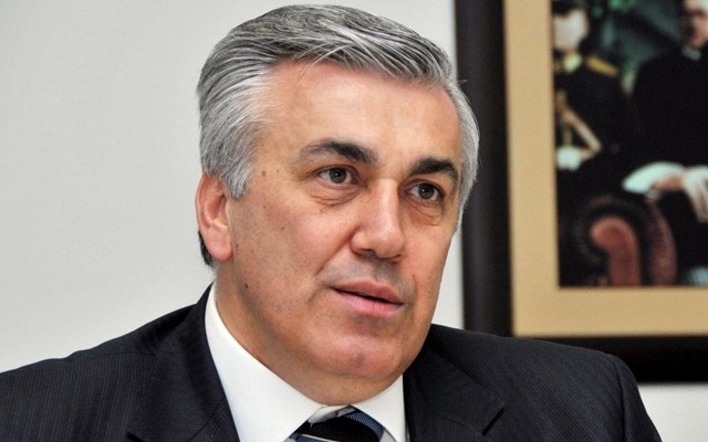 Mehmet Günal Kimdir?