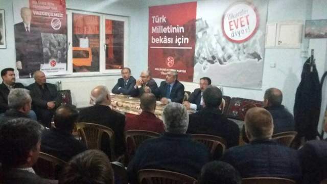 MHP Melikgazi 'Evet' Kampanyasını Sürdürüyor