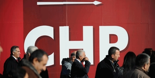 CHP'de Sürpriz İstifa