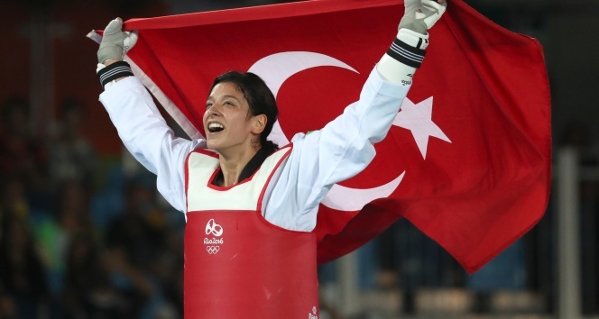 Türk Sporcu Nur Tatar Askari, altın madalya kazandı