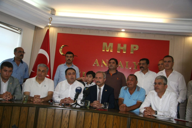 MHP Antalya İl Başkanlığı'nda Bayramlaşma Düzenlendi