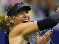 Çin'de şampiyon Sharapova