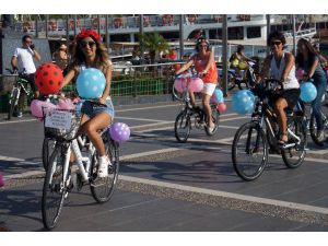 'Süslü Kadınlar', Marmaris'te Pedal Çevirdi