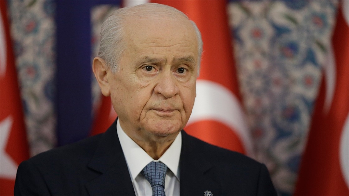 MHP Genel Başkanı Bahçeli: Amerika'ya Bağımlı Bir Ülkenin Savunması Olmaz