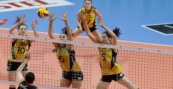 Voleybolda Vakıfbank Şampiyon Oldu