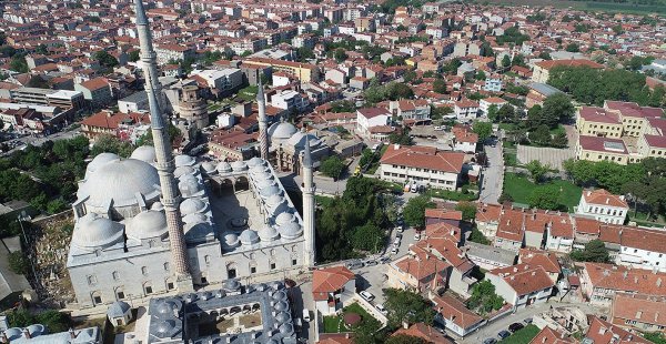 Fatih'in İzini Taşıyan İki Mirasa Yeniden Hayat Verildi