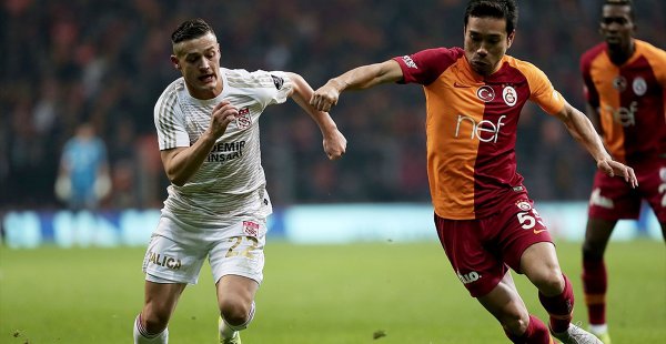 Şampiyon Galatasaray Sezonu Sivas'ta Kapatıyor