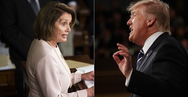 Trump ve Pelosi Arasında 'Akıl Sağlığı' Atışması