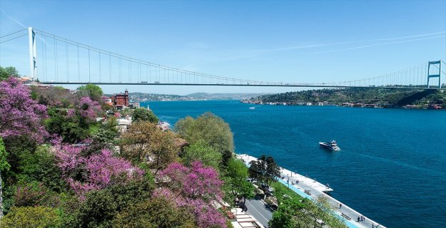 İstanbul Tarihî Mekânlarıyla Bayramda Ziyaretçilerini Bekliyor