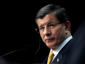 Eski Başbakan Ahmet Davutoğlu hakkında suç duyurusu