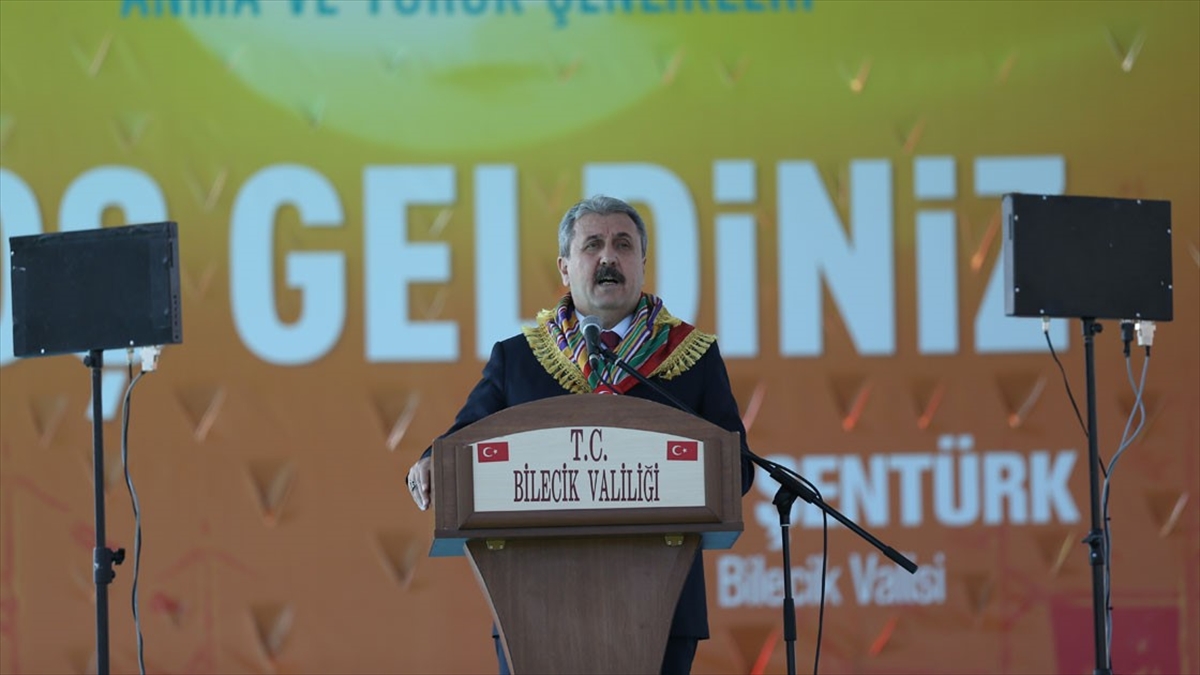 BBP Lideri Destici 'Torunlarımıza Özgür Bir Vatan Teslim Etmeye Mecburuz'