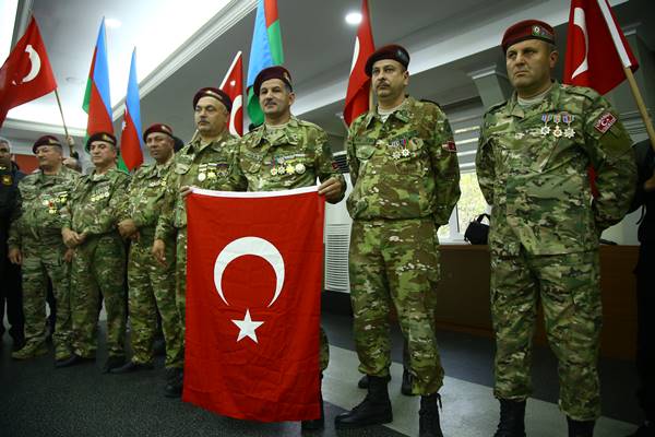 Azerbaycan'dan Mesaj var!