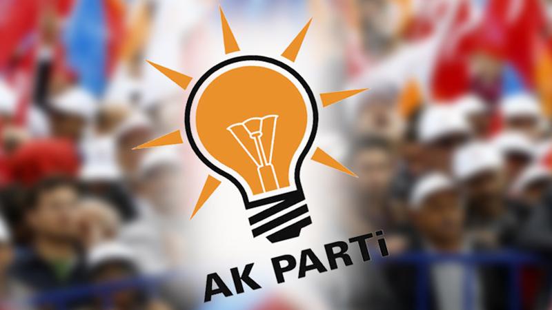 Ak Parti'de kongre öncesi istifalar olacak