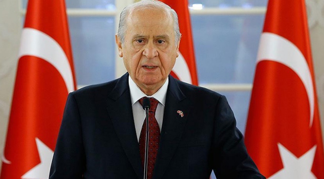 MHP Genel Başkanı Bahçeli'den Haluk Bilginer'e tebrik