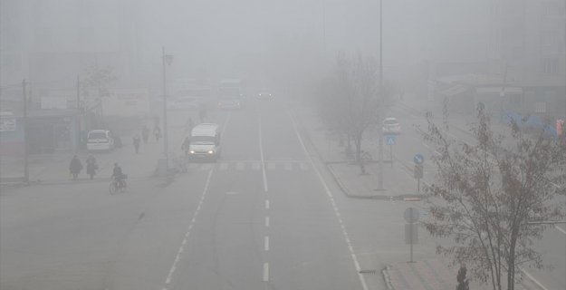 Erzurum ve Iğdır'da hava ulaşımına sis engeli