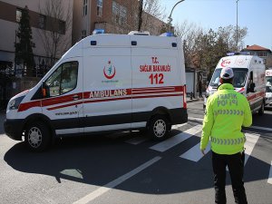 İran'dan gelen uçak koronavirüs şüphesiyle Esenboğa Havalimanı'na indi