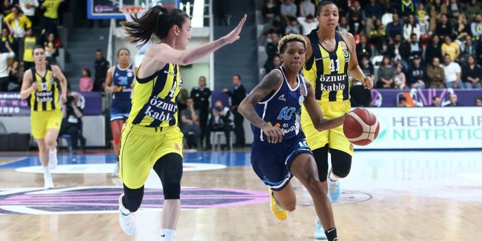 Basketbolda Kadınlar Türkiye Kupası Fenerbahçe'nin